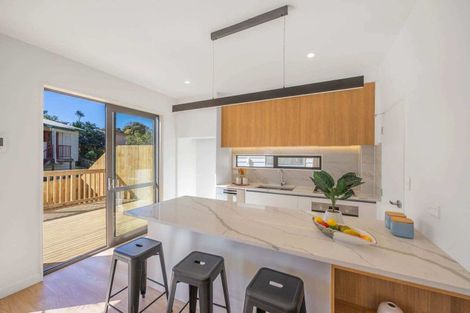 Photo of property in 35c Noall Street, Te Atatu Peninsula, Auckland, 0610