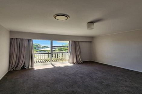 Photo of property in 36 Jans Terrace, Oakura, 4314