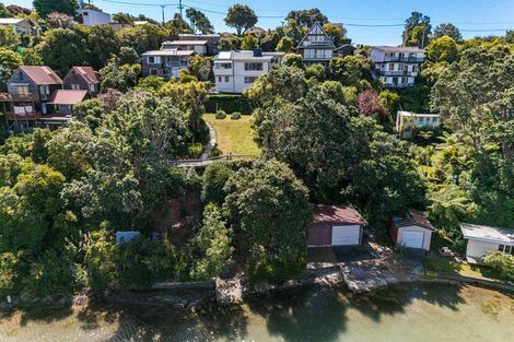 Photo of property in 40 Seaview Road, Paremata, Porirua, 5024