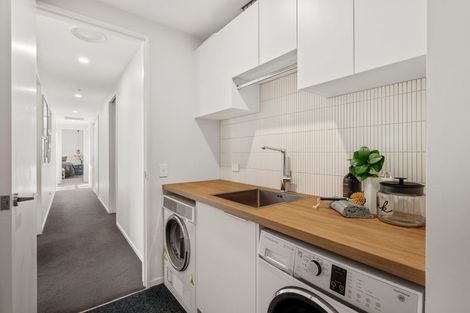 Photo of property in 8 Kirkland Crescent, Harewood, Christchurch, 8051