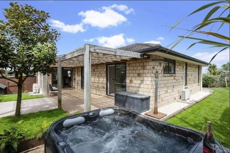 Photo of property in 16 Burwood Terrace, Gulf Harbour, Whangaparaoa, 0930