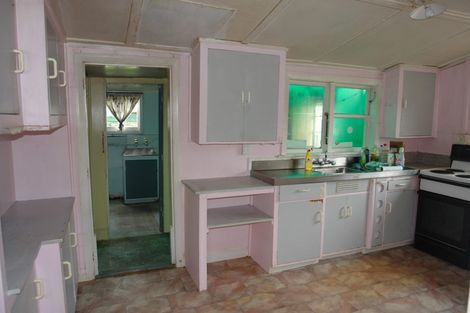 Photo of property in 26 Albany Street, Patea, 4520