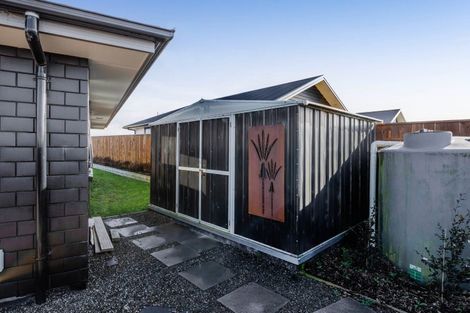 Photo of property in 9 Midsummer Avenue, Stratford, 4332