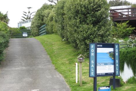 Photo of property in 21 Siesta Terrace, Gulf Harbour, Whangaparaoa, 0930