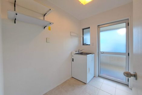Photo of property in 146 Lynn Road, Bayview, Auckland, 0629