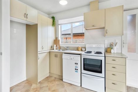 Photo of property in 4/373 Main Road North, Redwood, Christchurch, 8051