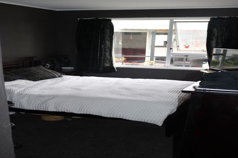 Photo of property in 12 Ulay Place, Clover Park, Auckland, 2019