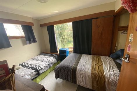 Photo of property in 1 Albert Street, Dannevirke, 4930