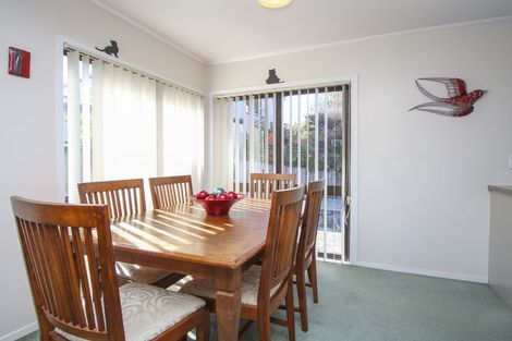 Photo of property in 15 Peterhouse Place, West Harbour, Auckland, 0618