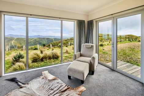 Photo of property in Long Gully, 380 Hawkins Hill Road, Brooklyn, Wellington, 6021