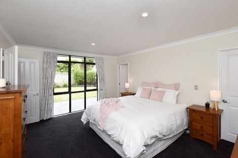Photo of property in 11 Fishermans Rest, Waimairi Beach, Christchurch, 8083