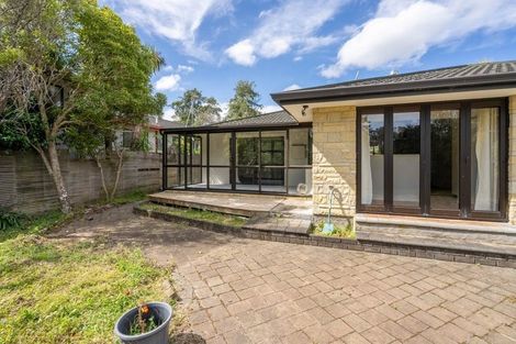 Photo of property in 63 Clifton Terrace, Fitzherbert, Palmerston North, 4410