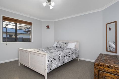 Photo of property in 10 Bransley Grove, Katikati, 3129