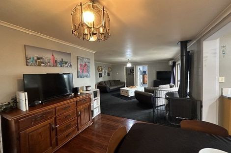 Photo of property in 21 Mace Street, Waitara, 4320