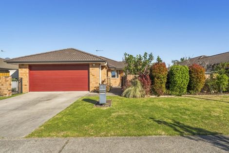 Photo of property in 120 Doncaster Drive, Papamoa Beach, Papamoa, 3118