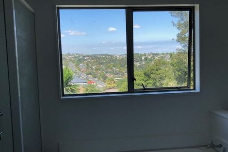 Photo of property in 4/102b Manuka Road, Bayview, Auckland, 0629