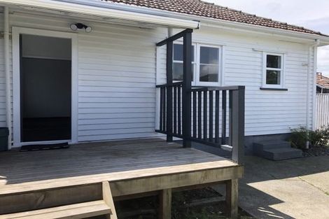 Photo of property in 30 Rangiora Avenue, Roslyn, Palmerston North, 4414