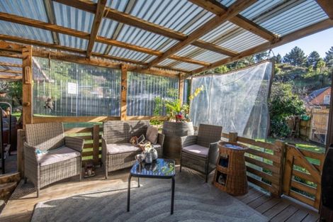 Photo of property in 52 Wairau Road, Picton, 7220