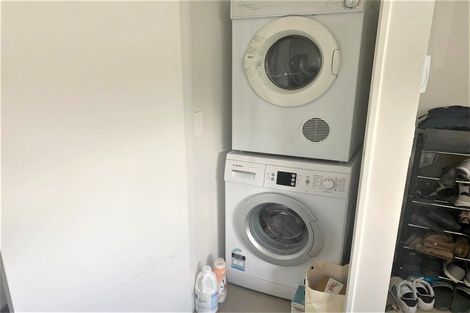 Photo of property in 15/2 Stone Street, Miramar, Wellington, 6022