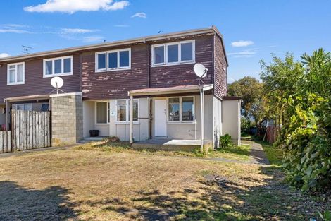 Photo of property in 4 Matipo Street, Castlecliff, Wanganui, 4501