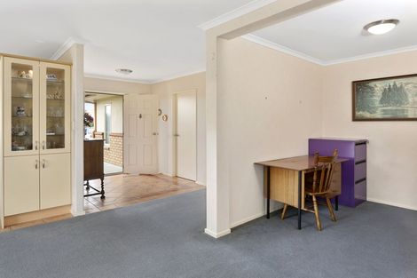 Photo of property in 28 Mcleod Place, Papamoa Beach, Papamoa, 3118