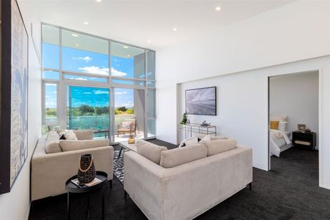Photo of property in 9/272 Marine Parade, New Brighton, Christchurch, 8061