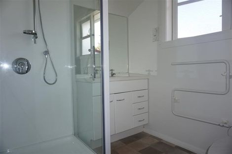 Photo of property in 7 Newall Avenue, Bryndwr, Christchurch, 8052