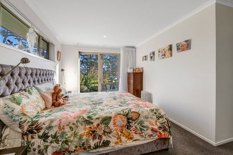 Photo of property in 30 Kawariki Road, Helensville, 0800