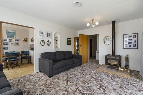 Photo of property in 14 Palliser Place, Milson, Palmerston North, 4414