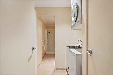 Photo of property in Salisbury Crown, 9/7 Salisbury Avenue, Mount Maunganui, 3116
