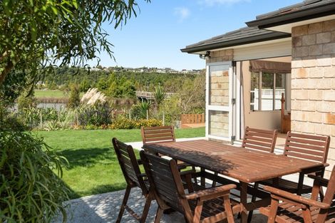 Photo of property in 39 Scoria Close, Pyes Pa, Tauranga, 3112