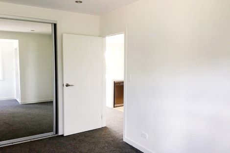 Photo of property in 5k The Esplanade, Eastern Beach, Auckland, 2012