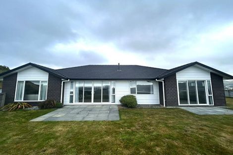 Photo of property in 2 Tutoko Place, Aotea, Porirua, 5024