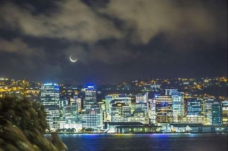 Photo of property in The Capital, 13/370 Oriental Parade, Oriental Bay, Wellington, 6011