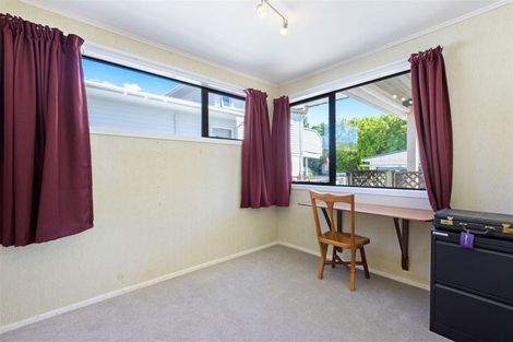 Photo of property in 26 Trelawn Place, Cockle Bay, Auckland, 2014