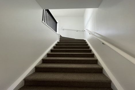 Photo of property in 9/5 Brandon Road, Glen Eden, Auckland, 0602