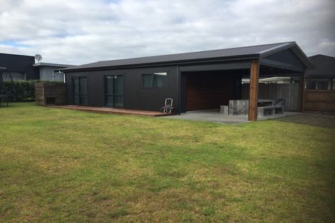 Photo of property in 33 Marram Place, Mangawhai Heads, Mangawhai, 0505