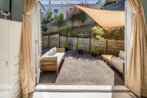 Photo of property in 162 Darlington Road, Miramar, Wellington, 6022