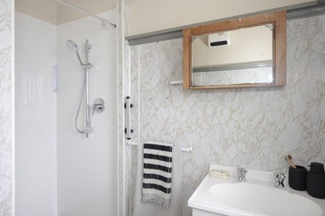 Photo of property in 24 Lune Street, South Hill, Oamaru, 9400