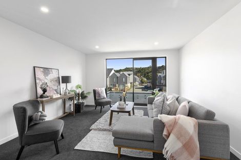 Photo of property in 49 John Street, Stokes Valley, Lower Hutt, 5019