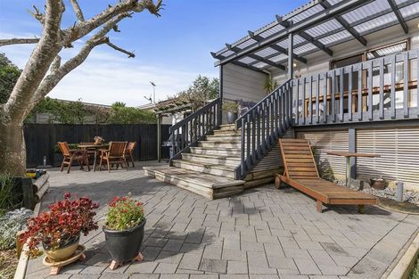 Photo of property in 41 Marendellas Drive, Bucklands Beach, Auckland, 2014