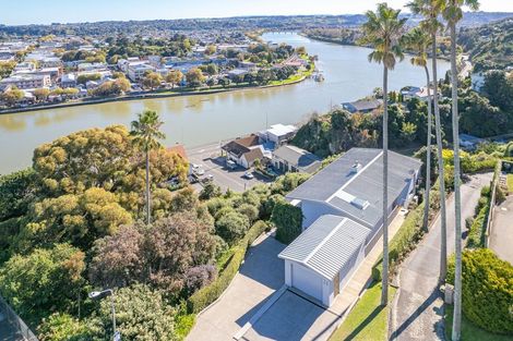 Photo of property in 26 Hipango Terrace, Durie Hill, Whanganui, 4500
