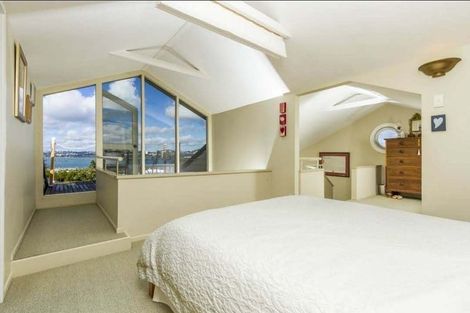 Photo of property in 15 Kerr Street, Devonport, Auckland, 0624