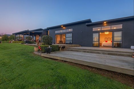 Photo of property in 42 Glade Park Lane, Shannon, Palmerston North, 4474