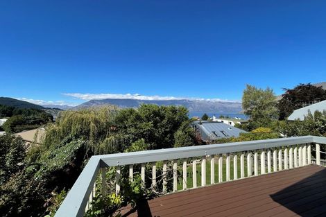 Photo of property in 15 Avalon Crescent, Fernhill, Queenstown, 9300