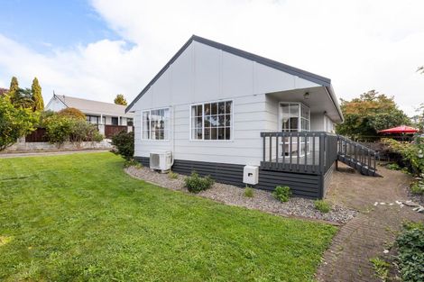 Photo of property in 18 Dixon Road, Fitzroy, Hamilton, 3206