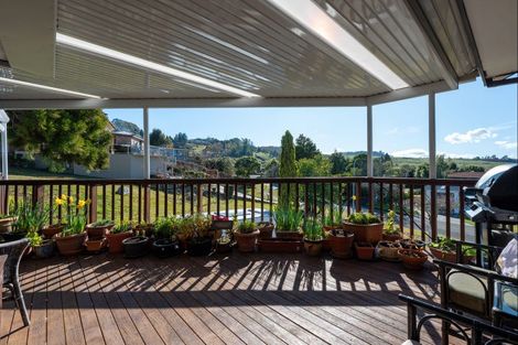 Photo of property in 13 Cherry Lane, Acacia Bay, Taupo, 3330