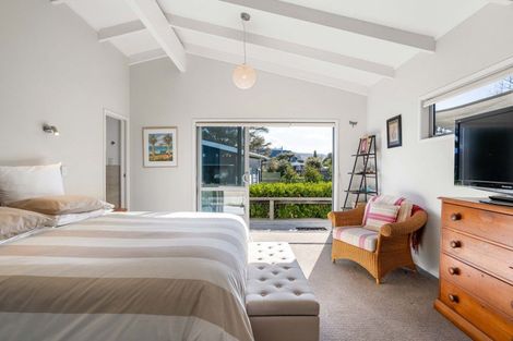 Photo of property in 103 Kotuku Street, Whangamata, 3620