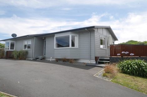 Photo of property in 69 Langdale Avenue, Paraparaumu, 5032