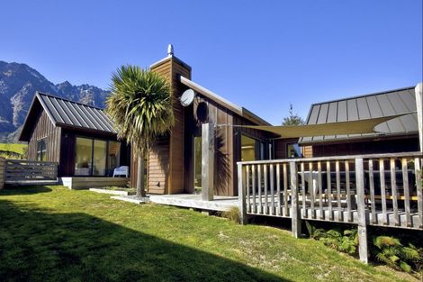 Photo of property in 4 Arran Lane, Jacks Point, Queenstown, 9371